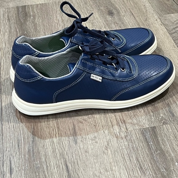 $210 New SAS 9.5 Narrow Women’s Sporty Lux Lace Sneaker Leather Navy Shoe - Picture 5 of 11